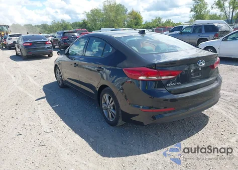 2017 Hyundai Elantra Se z USA, uszkodzony, nr VIN 5NPD84LF0HH105332